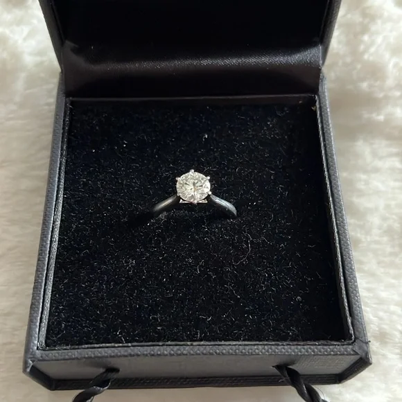 Forever Brilliant One Carat Moissanite Ring By Charles & Colvard. Never Worn.